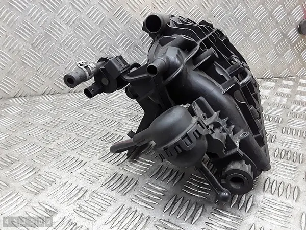 Coletor de admissão Audi A4 B8 2.0TFSI image 5