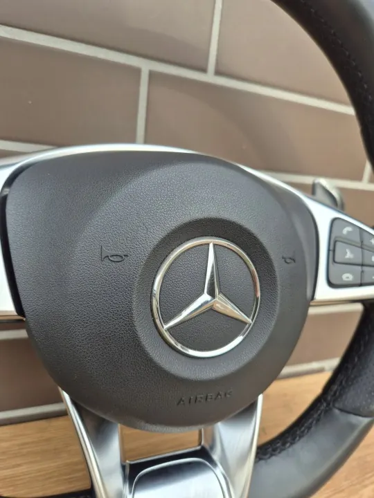 Volant Mercedes AMG d'occasion - Qualité OEM image 4