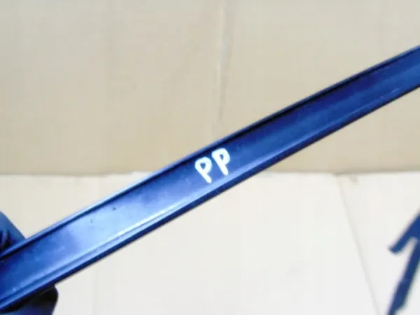 OEM 04894348AE Oviovi etu-oikea Chrysler Pacifica image 9