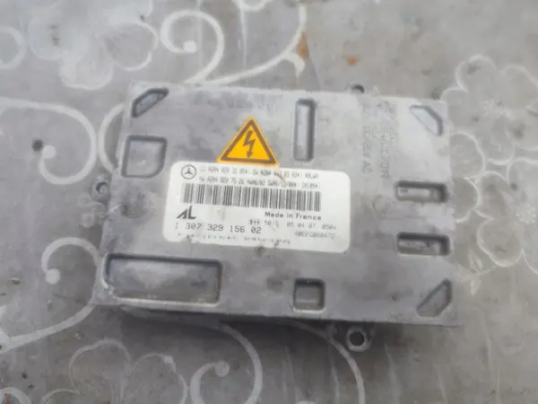 Ballast Xenon OEM A2048203285 pour Mercedes W204 image 2