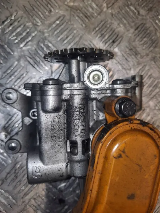 Pompe à huile d'occasion OEM 31670241 pour Volvo 2.0 D3 D4 D5 image 3