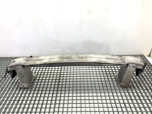 Etupuskurin vahvike OEM 8K0807113D Audi A4 B8:lle image 2