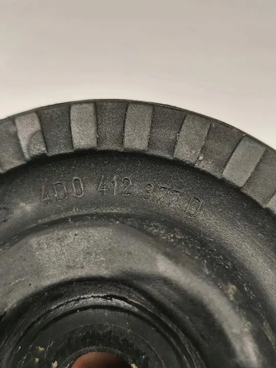 Audi A6 S6 C5 2000 Supporto molla ammortizzatore image 3