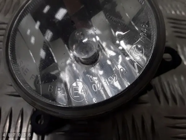 2010 Peugeot 5008 Farol de Neblina E40219272 image 3