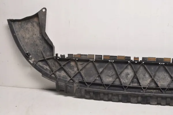 Cubierta de parachoques Volvo C30 OEM 30655409 - Usado image 6