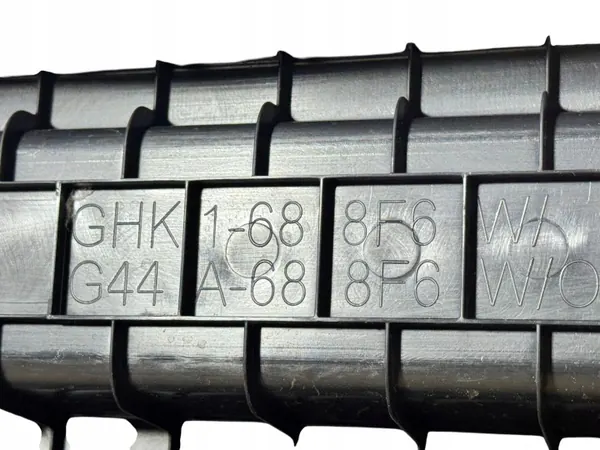 Compartimento lateral porta-bagagens Mazda 6 III OEM GHK1-688F6 image 3