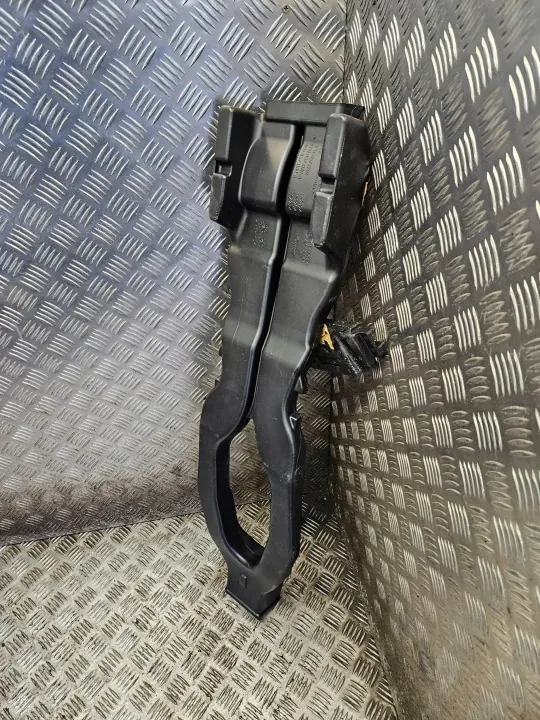 Conduto de ar cabine Audi A6 S6 C8 OEM 4K0857039 image 4