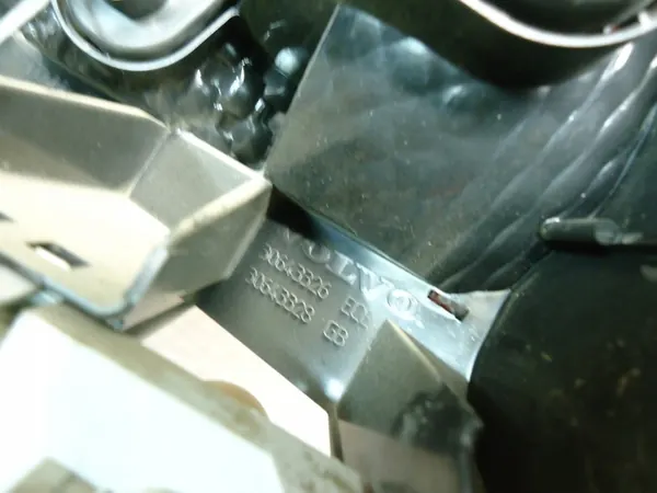 LÁMPARA TRASERA IZQUIERDA VOLVO S60 LIFT 30643326 image 6