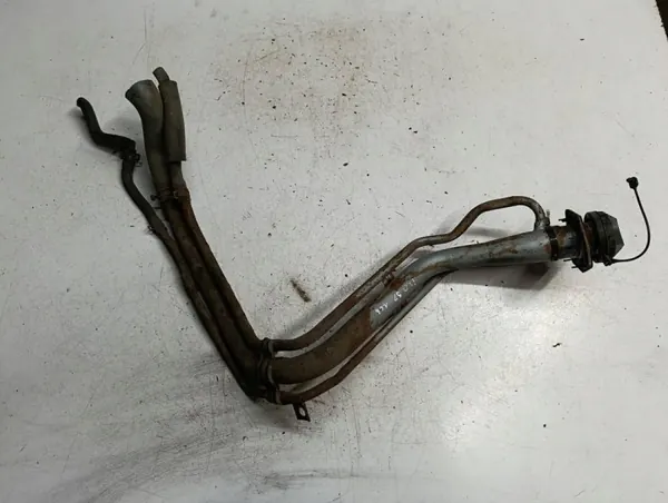 Pescoço de enchimento Hyundai i30 OEM 3158478 image 2