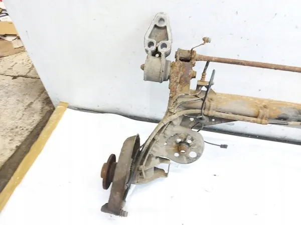 OEM 8E0500051J Bakaxelbalk för VW Passat B5 image 4