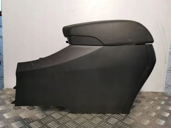 Accoudoir console OEM FOB5861 pour Hyundai Santa Fe 2017 image 2