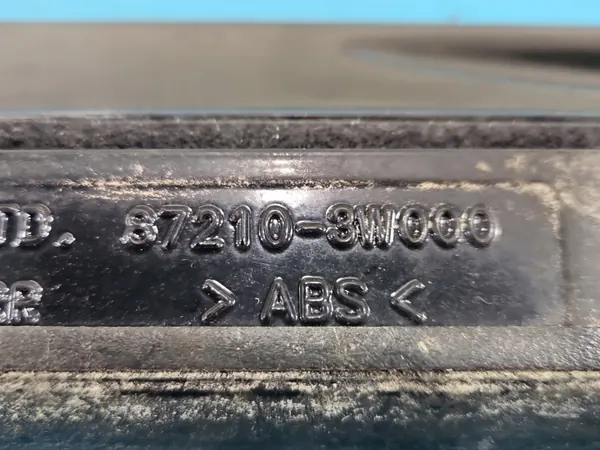 OEM 87210-3W000 Spoileri Kia Sportage III:lle 2010-2015 image 7