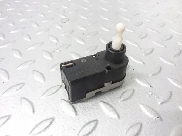 Land Rover Ajovalomoottori OEM 030785332801 Käytetty image 3