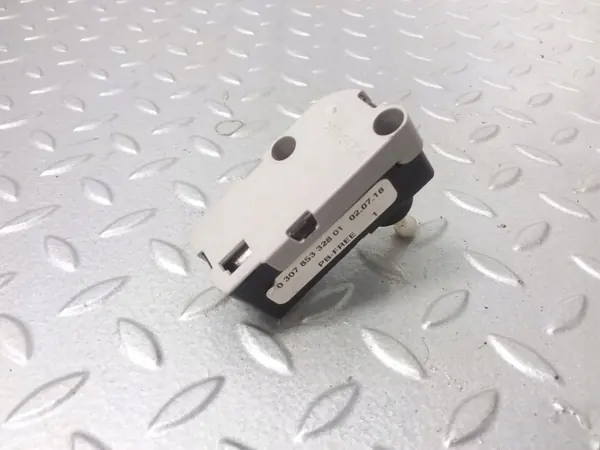 Land Rover Ajovalomoottori OEM 030785332801 Käytetty image 4