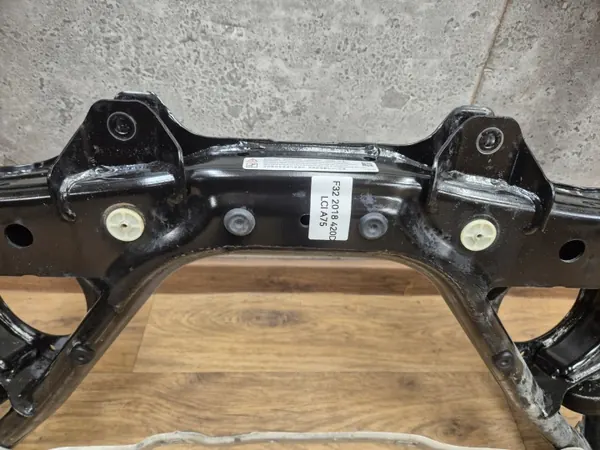 BMW Vorderachsträger OEM 6872120 - Gebraucht image 7