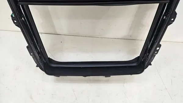 Gebrauchtes Schiebedach Hyundai Genesis GV70 OEM 81600-AR010 image 3