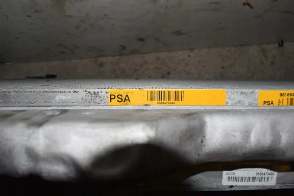 PEUGEOT 508 2.2 HDI Waterkoeler Intercooler OEM image 9