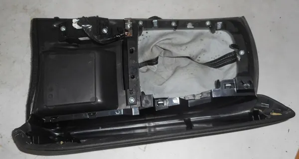 Nissan X-Trail T32 Schaltgestänge Abdeckung 251756FR0A image 2