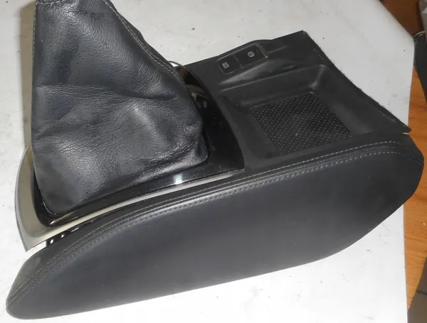 Nissan X-Trail T32 Schaltgestänge Abdeckung 251756FR0A image 3