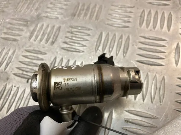 Inyector AdBlue Volvo XC90 2018 OEM 31452332 image 3