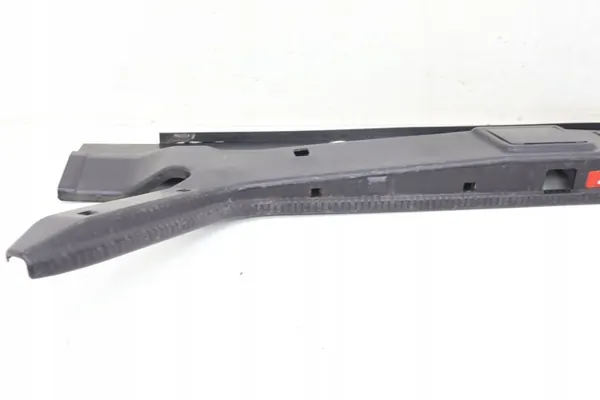 MERCEDES-BENZ W124 Rear Seat Belt Cover image 5