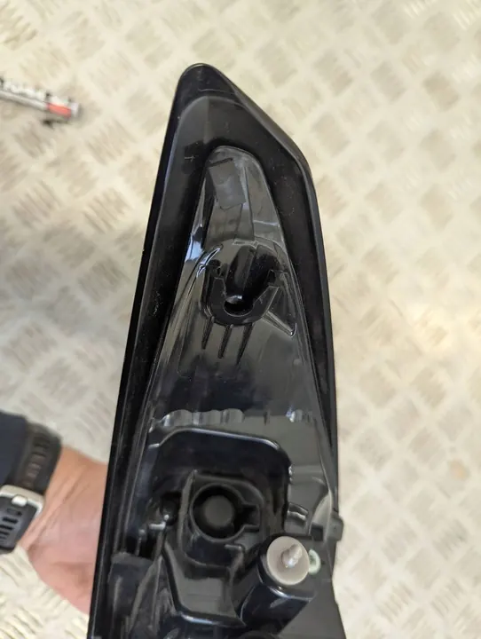 Mazda CX-5 II 2022-2025 Luz Trasera Izquierda KSD451160 image 9