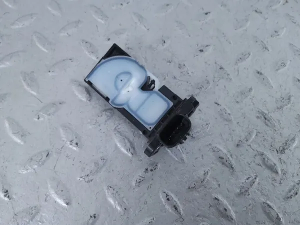 Sensor de Flujo de Aire OEM 22204-F2010 para Toyota Yaris image 2