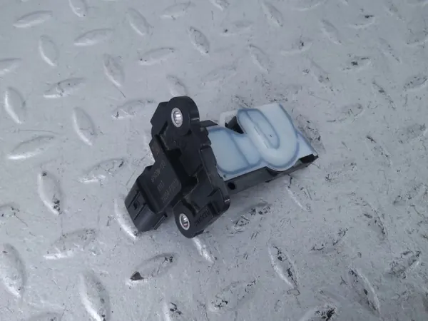 Sensor de Flujo de Aire OEM 22204-F2010 para Toyota Yaris image 3