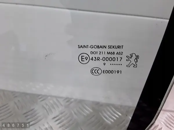 Peugeot 207 CC Ovi-ikkuna OEM E943R000017 Käytetty image 3