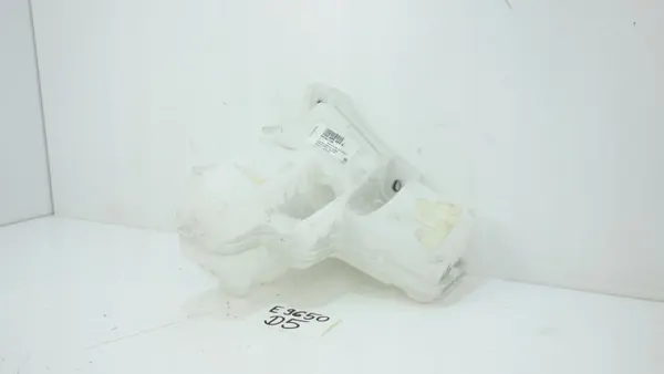 Réservoir de liquide lave-glace OEM 2Q0955453G VW image 3
