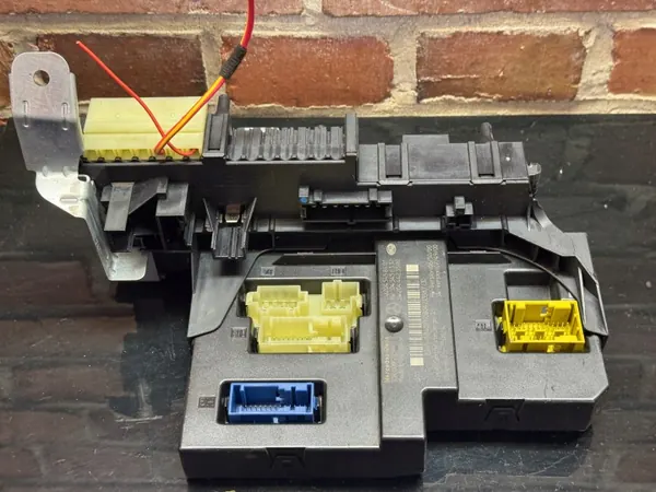 Module SAM Mercedes A2045458401 pour W204 image 2