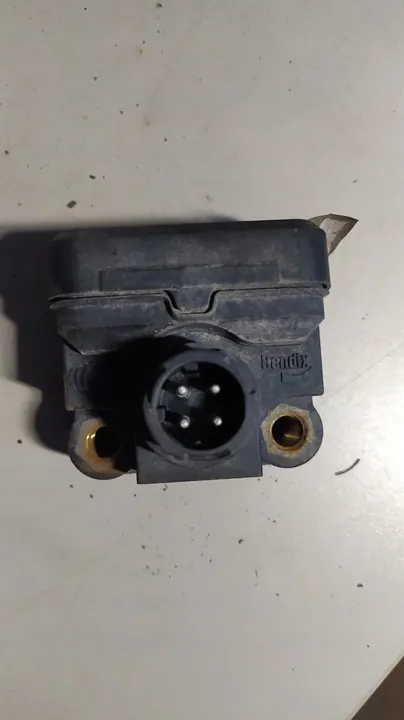 Capteur ESP MAN TGX TGS Knorr-Bremse image 2