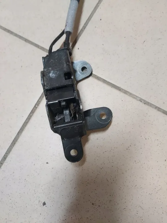 Bagagelås BMW X5 E70 / X5 F15 OEM image 4