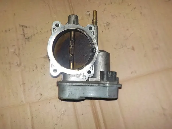 Drosselklappe Hummer H3 Saab 9-7X image 2