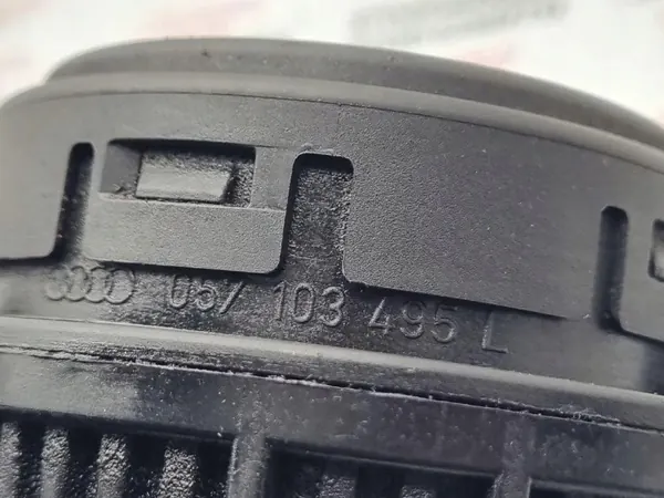 Gebrauchter Ölabscheider OEM 057103495L für Audi 2.99L Diesel image 5