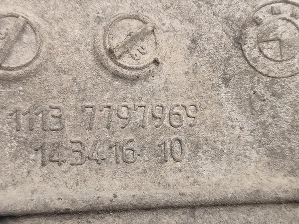 Oljetank BMW E90 E91 2.0 D 7797969 image 7