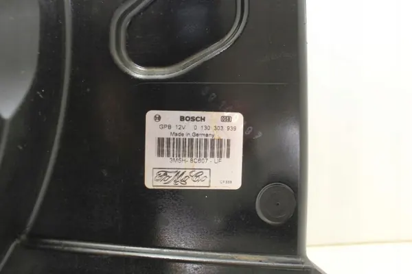 Volvo V50 04-07 Koelventilator OEM 363001750 image 5