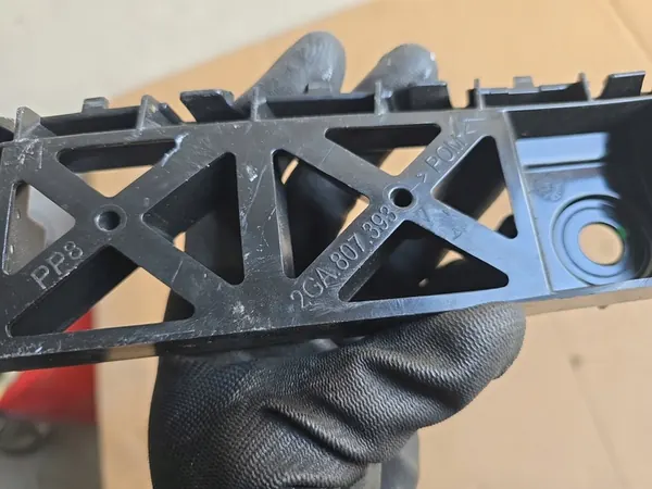 VW T-ROC Scivolo Posteriore Sinistro Paraurti image 3