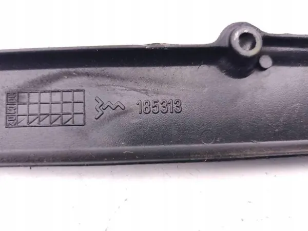 Cubierta motor Maserati OE OEM 185313 - Usado image 7