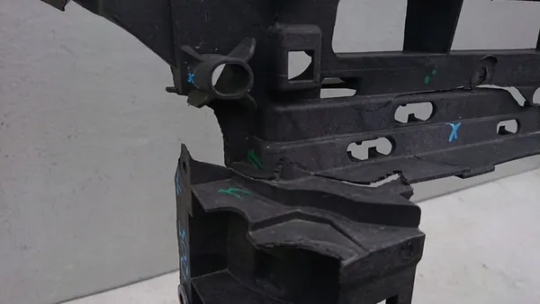 Skoda OE Frontpanel 5E0805588C image 4