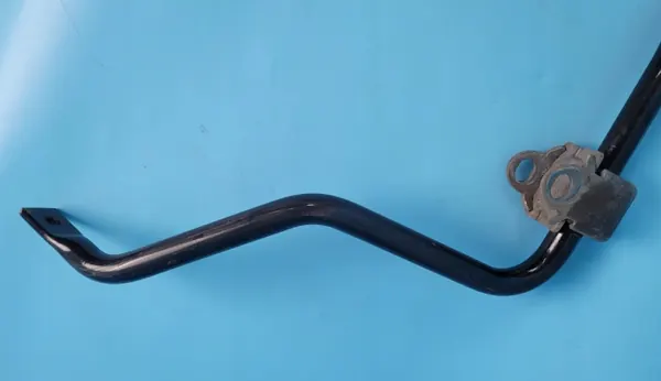 Mercedes EQE W295 Taka Stabilointitanko OEM A2953261100 image 4