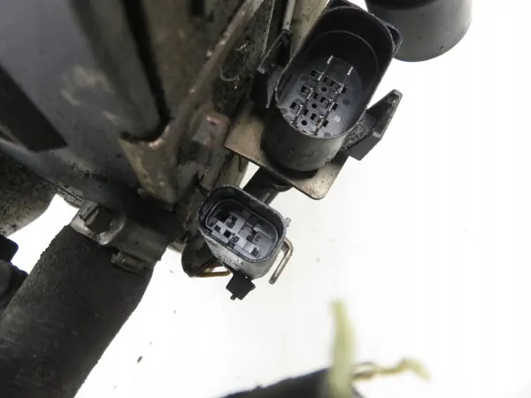 Pieza calefactor Webasto usado OEM 252196 Mercedes image 7