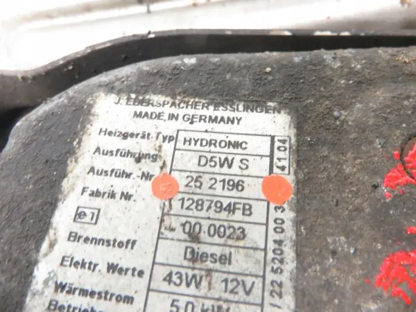 Pieza calefactor Webasto usado OEM 252196 Mercedes image 9