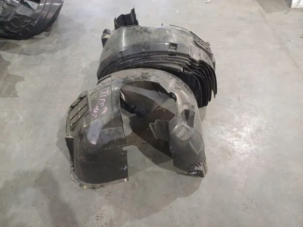 Etupyöränkaari oikea OEM 52126639 Fiat Tipo II image 2