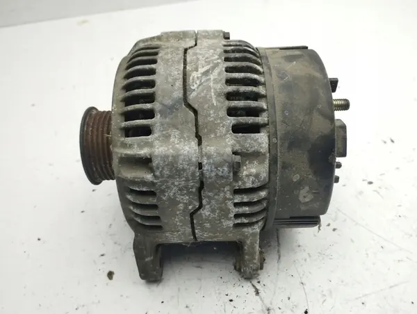 Audi A4 S4 B5 1997 Alternator OEM 028903028F image 5