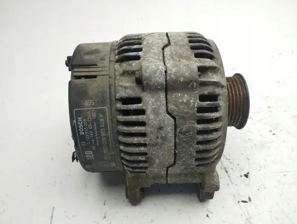 Audi A4 S4 B5 1997 Alternator OEM 028903028F image 6