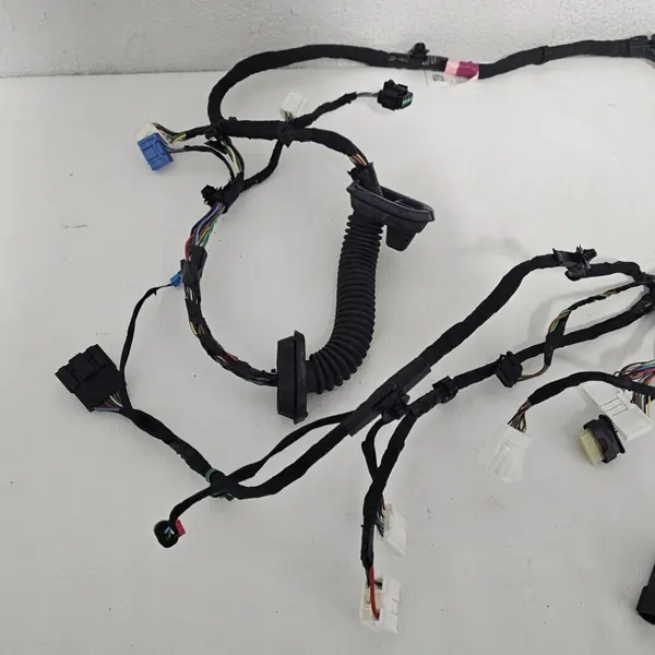 Harness Puerta Delantera Izquierda Tesla X Plaid 2022 OEM 155257000C image 8