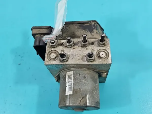 ABS-pomp VW Passat B7 image 4