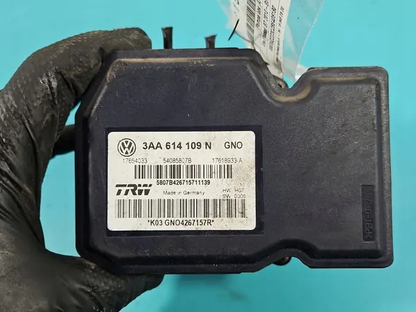 ABS-pomp VW Passat B7 image 7