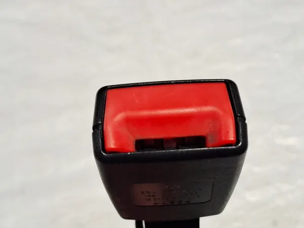 Fivela cinto dianteiro esquerdo OEM 6R4857755A - VW image 3